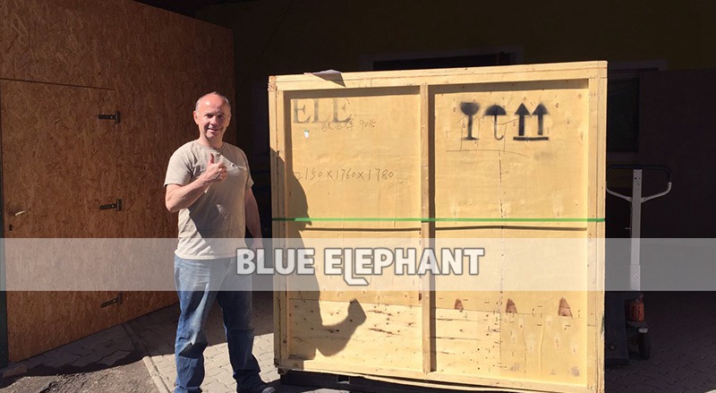 板式家具生产线客户收货